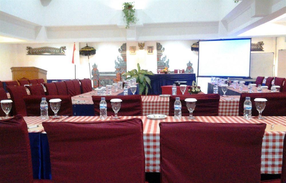 Hotel Ratna Кута Екстериор снимка
