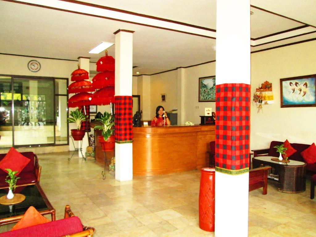 Hotel Ratna Кута Екстериор снимка